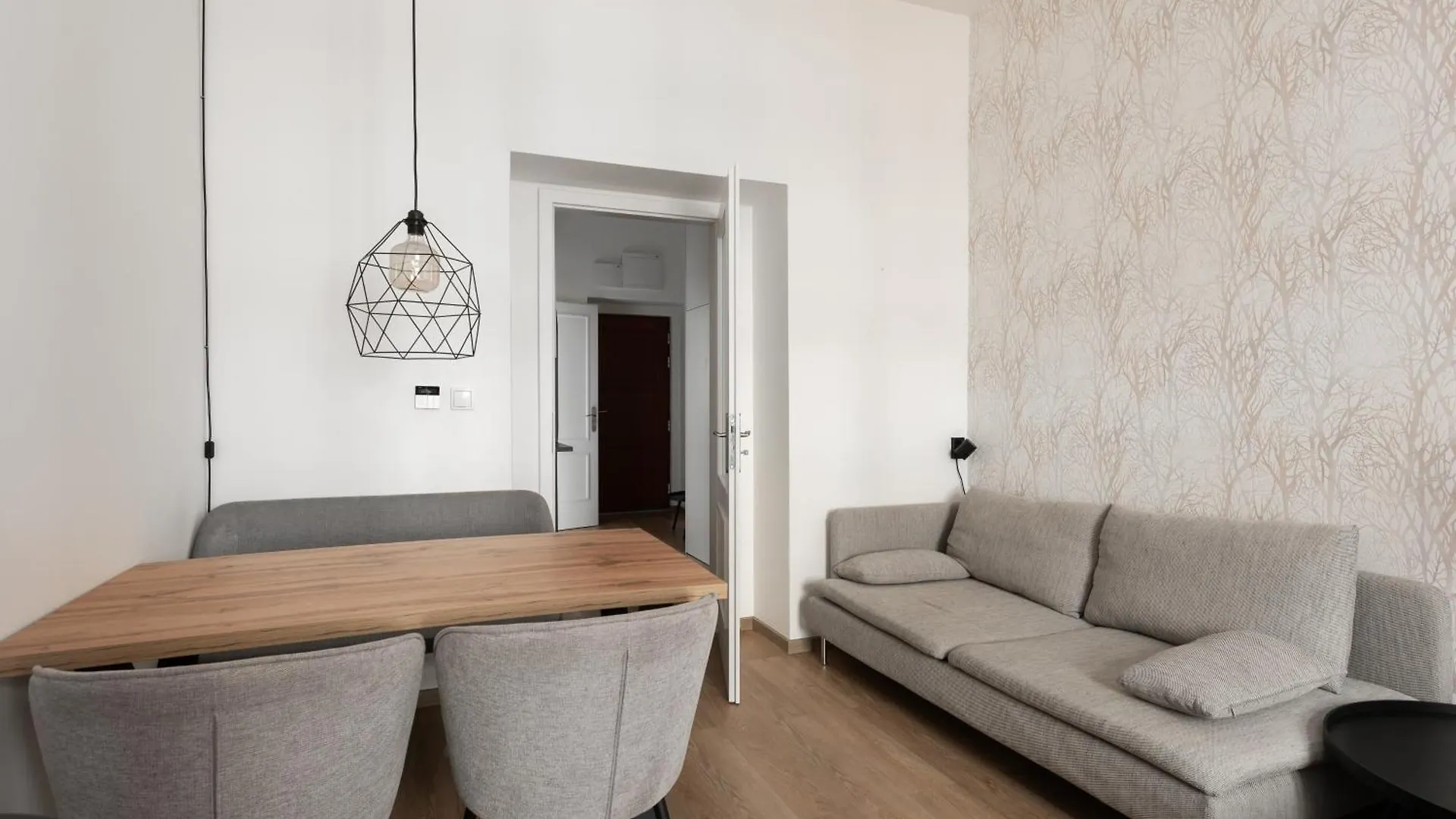 Apartamento Good Mood In The Zizkov Hood Prg Praga